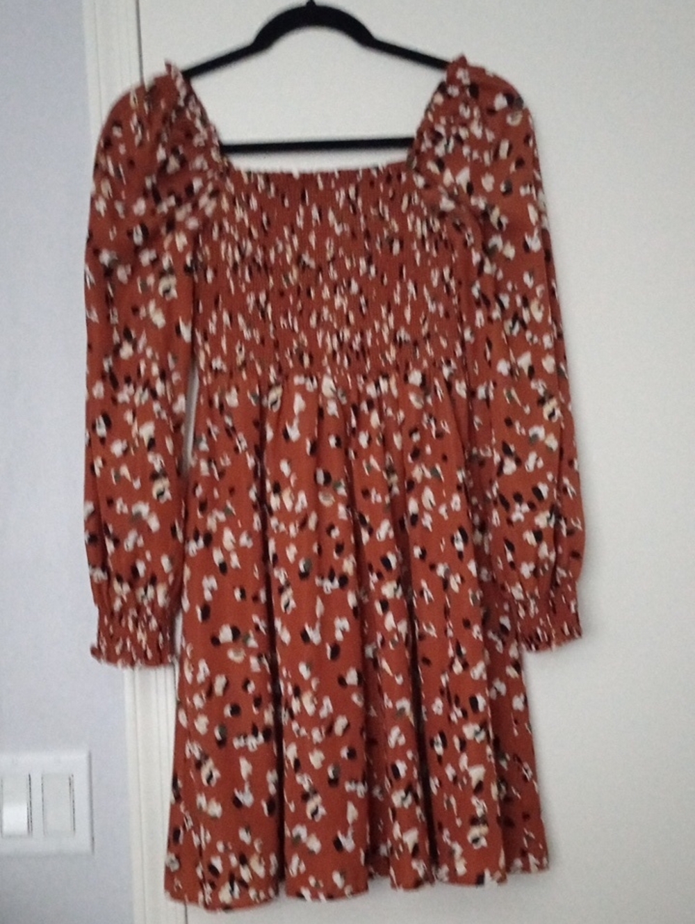 Hailey & Co Rust Floral Smocked Top - Small